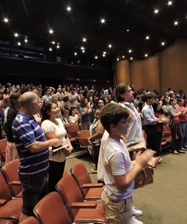 Show de canto lírico alemão invade o Teatro da UFMT em junho