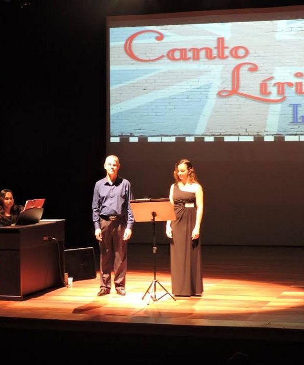 Show de canto lírico alemão invade o Teatro da UFMT em junho